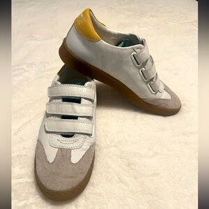 Sam Edelman
Jo Sneaker Bright White/Lily White/Wheat• EUC•6.5